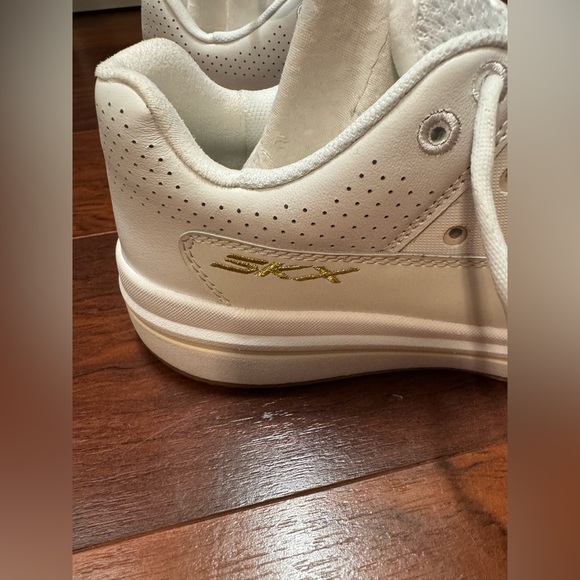 Skechers White and Gold Men's Sneakers - Picture 3 of 6